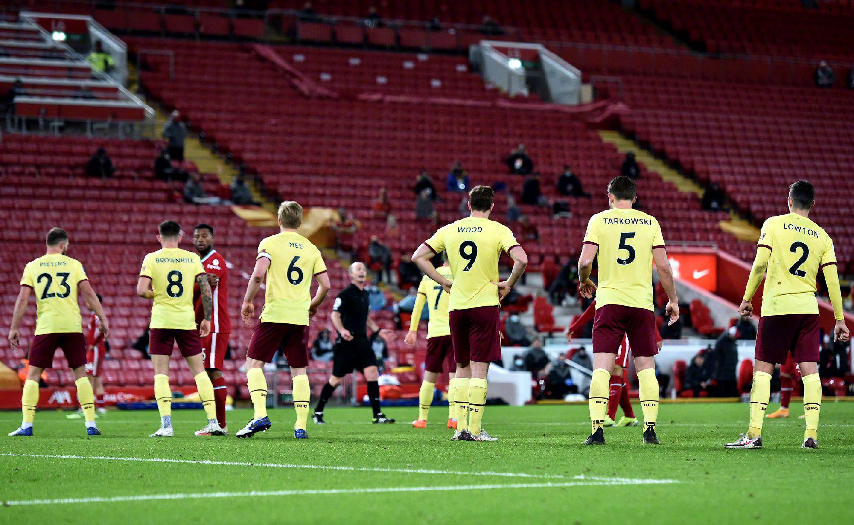 用爱心点燃 用爱心点燃